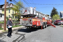 Two Alarm Fire
70 Van Pelt Avenue
Staten Island, New York
For Credit:  Mary DiBiase Blaich
A second Alarm fire burned this morning at 70 Van Pelt Avenue, tin the Mariner’s Harbor  neighborhood of Staten Island.  The fire extended to the third story of the Queen Anne building.  Division 8 placed it under control in 50 minutes.
