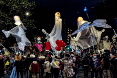 The 2021 New York Halloween Parade took off again this year after one year off due to COVID. This spooktakular event started in the West Village on Spring St and followed down 6th Ave where performers, floats and a diverse set of costumes marched down for spectators.
Hundreds gathered together again to enjoy this iconic event. (C) Bianca Otero. October 31, 2021. NYC