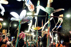 The 2021 New York Halloween Parade took off again this year after one year off due to COVID. This spooktakular event started in the West Village on Spring St and followed down 6th Ave where performers, floats and a diverse set of costumes marched down for spectators.
Hundreds gathered together again to enjoy this iconic event. (C) Bianca Otero. October 31, 2021. NYC