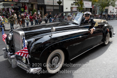 A former military member in a Rolls Royce salutes as he attends the 102nd Veterans Day Parade along 5th Avenue in New York, New York, on Nov. 11, 2021. (Photo by Gabriele Holtermann/Sipa USA)