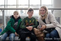 Inna with her children Gleb and Igor. They are from Kyiv and were flying to Faro in Portugal. Her husband Victor is in the Territorial Defense and is staying in Kyiv, her father, who is 74 and ill, has also stayed behind.