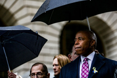 NYC Mayor ERIC ADAMS spoke to the public and raised both the American and Ukrainian flags together to show solidarity with Ukraine and to commemorate a month since the unprovoked attack made by Russia on the Ukraine in Bowling Green, Downtown Manhattan.
Key Ukrainian representatives as well as local politicians came to show support as well as members of  LGBTQ, RAZOM and Americans for Ukraine amongst others.  Bowling Green, Manhattan, NYC. Wednesday, March 23, 2022. (C) Bianca Otero