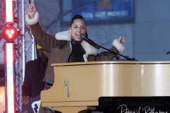 NEW YORK, NEW YORK - DECEMBER 14: Alicia Keys Performs On NBC's "Today" on December 14, 2021 in New York City. (Photo by Debra L Rothenberg)