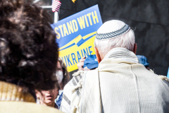 An “ad-hoc” committee of Rabbis for Peace in Ukraine organized a peaceful rally in front of the United States Mission to the UN. In order to “raise a voice of moral conscience.” During the Fast of Esther on the eve of Purim. Rabbi  Avi Weiss of The Bayit and other Rabbinical community figures spoke to the public on the need for peace and understanding and necessity to end the war. 
In conclusion of the rally was a peaceful civil disobedience.  
Manhattan, NYC. Wednesday, March 16, 2022. (C) Bianca Otero