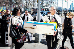 An “ad-hoc” committee of Rabbis for Peace in Ukraine organized a peaceful rally in front of the United States Mission to the UN. In order to “raise a voice of moral conscience.” During the Fast of Esther on the eve of Purim. Rabbi  Avi Weiss of The Bayit and other Rabbinical community figures spoke to the public on the need for peace and understanding and necessity to end the war. 
In conclusion of the rally was a peaceful civil disobedience.  
Manhattan, NYC. Wednesday, March 16, 2022. (C) Bianca Otero