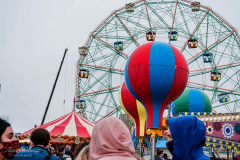 NEW YORK  Luna Park amusement park reopened at Coney Island on Friday for the first time since the coronavirus pandemic started.

The park has been waiting since October 2019 to welcome back guests, and it’s added six new, family-friendly rides for Opening Day, New York City Mayor Bill de Blasio was on hand to cut the ribbon to open the park. Park workers disinfect the rides after each usage.
( Photos: Reiko Yanagi©2021)