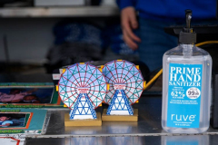 NEW YORK  Luna Park amusement park reopened at Coney Island on Friday for the first time since the coronavirus pandemic started.

The park has been waiting since October 2019 to welcome back guests, and it’s added six new, family-friendly rides for Opening Day, New York City Mayor Bill de Blasio was on hand to cut the ribbon to open the park. Park workers disinfect the rides after each usage.
( Photos: Reiko Yanagi©2021)