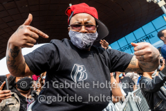 DMX fans bid their farewell outside the Barclays Center in Brooklyn, NY, where the memorial service of the rapper was underway on April 24, 2021. (Photo by Gabriele Holtermann for amNY)