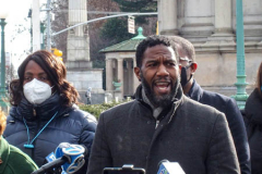 New York City Public Advocate, Humane Williams speaks to the public and press.
New York City and New York state elected officials are advocating for the expansion of voting rights as the country observes the one-year anniversary of the attack on the U.S. Capitol. Brooklyn, NY, January 6, 2022. (C) Bianca Otero