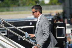 The Secret Service waxes down the railing.