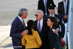 New York,  Monday, September 20, President  Joe Biden traveled to New York City to deliver remarks at the 76th session of the United Nations General Assembly.  President Joe Biden arrives at John F. Kennedy Airport.  He deplanes then walks to Marine One and heads to his hotel to get ready
for his Tuesday speech at The United Nation.
New York Governor Kathy Hochul and New York City Mayor Bill de Blasio and his wife Chirlane  McCray greet President Biden at John F. Kennedy Airport before he heads to the New York City before his speech at the United Nations.