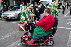 Brooklynites enjoy the return of the St. Patrick's Day Parade in the Park Slope neighborhood of Brooklyn, NY, on Mar. 20, 2022. (Photo by Gabriele Holtermann)