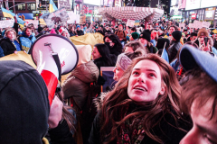 Hundreds of Ukrainians took to Times Square to protest the Russian invasion of the Ukraine and to welcome a protest car rally that started in Brooklyn, New York and ended in the Square.
Together they chanted “Stop Putin’s War” and “Protect Ukrainian Skies” amongst others.
Many fear the unknown and for the worst while attacks and mayhem riddle the Ukraine still. Midtown, Manhattan. Friday, February 25, 2022