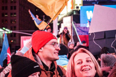 Hundreds of Ukrainians took to Times Square to protest the Russian invasion of the Ukraine and to welcome a protest car rally that started in Brooklyn, New York and ended in the Square.
Together they chanted “Stop Putin’s War” and “Protect Ukrainian Skies” amongst others.
Many fear the unknown and for the worst while attacks and mayhem riddle the Ukraine still. Midtown, Manhattan. Friday, February 25, 2022