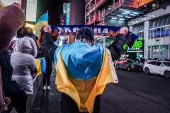 Hundreds of Ukrainians took to Times Square to protest the Russian invasion of the Ukraine and to welcome a protest car rally that started in Brooklyn, New York and ended in the Square.
Together they chanted “Stop Putin’s War” and “Protect Ukrainian Skies” amongst others.
Many fear the unknown and for the worst while attacks and mayhem riddle the Ukraine still. Midtown, Manhattan. Friday, February 25, 2022