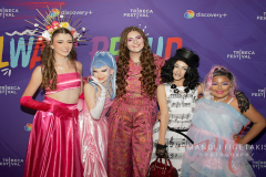 Noah, Bailey, Jameson, Vinny, and Nabela, Generation Drag attend the red carpet.