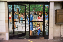 Mural depicting Brooklyn Heights life, entitled "Clark Street Passage" by Ray Ring, was added to the station in 1987.