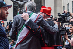 Cardinal Timothy M. Dolan poses for the press with NYC Mayor, Bill Di’Blasio outside of St. Patrick’s Cathedral.

The annual Columbus Parade in NYC took place on between 42nd and 72nd on 5th avenue again this year, after last year’s COVID hiatus, attracting thousands of spectators to watch. The festivities were filled with an abundance of floats and key figure participants in the iconic parade also known as;  “US’s biggest Italian-American Heritage Parade.” 
President Biden also commemorated both today as both Columbus Day and National Indigenous Day.     (C) Bianca Otero. NYC. October 10, 2021.