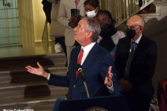 December30, 2021  New York , New York City  Mayor Bill de Blasio and First Lady McCray  commemorate their final day at City Hall