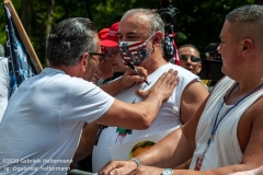 Artist Scott LoBaido greets fans at the "Don't Give Up the Ship" rally outside City Hall Park in New York City on August 22, 2020. The rally, led by LoBaido called out the Mayor's failure addressing the recent spike in gun violence and increase in homeless encampments. (Photo by Gabriele Holtermann)