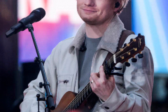 Ed Sheeran live on TODAY from Rockefeller Plaza