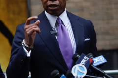 Mayor Eric Adams speaks At the Lunt Fontaine Theater On Broadway about New Years Eve Preparations
Photo By Steve Sands/NEW YORK NEWSWIRE