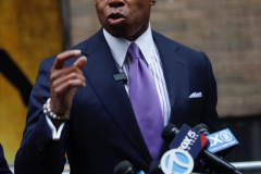 Mayor Eric Adams speaks At the Lunt Fontaine Theater On Broadway about New Years Eve Preparations
Photo By Steve Sands/NEW YORK NEWSWIRE