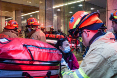 An underground transformer exploded in the late afternoon on 51st St and Lexington. Units were called in from Brooklyn as well as for the severity of the fire, but all was eradicated shortly after. No injuries or casualties.  Sunday, February 27, 2022. (C) Bianca Otero