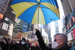Members of Free Kazakhs hold a rally in Times Square in New York on 27 Feb 2022 demanding an immediate end to the torture of 12,000 people and their release and for Putin to stop his attack on the Ukraine.
Dictatorial regime of Tokayev called the protesters in Almaty, Kazakhstan as terrorists and bandits, indicating their number at 20,000 people. After this statement, the regime has illegally arrested 12,000 people and continues to torture them inhumanly to this day.