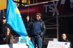 Members of Free Kazakhs hold a rally in Times Square in New York on 27 Feb 2022 demanding an immediate end to the torture of 12,000 people and their release and for Putin to stop his attack on the Ukraine.
Dictatorial regime of Tokayev called the protesters in Almaty, Kazakhstan as terrorists and bandits, indicating their number at 20,000 people. After this statement, the regime has illegally arrested 12,000 people and continues to torture them inhumanly to this day.