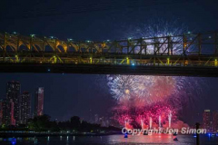 Macy’s Fireworks on the East River in Manhattan 7/4/22.  Looking south from the 59th St Bridge.