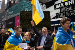 Stop-Genocide-of-the-Ukrainian-People-Times-Square-@Lori-Hillsberg13