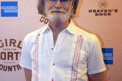 Tom Neils (Mr.Perry) takes the red carpet.