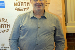 Bob Walton (Swing) takes the red carpet.