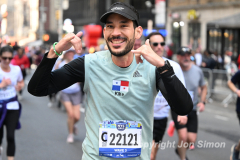 March 20, 2022: The 2022 United Airlines NYC Half Marathon is held in New York City. The course starts in Prospect Park in Brooklyn and ends in Central Park in Manhattan. The Rising New York Road Runner races in Times Square. (Photos by Jon Simon)