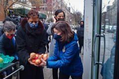 Governor Hochul Participates in Martin Luther King Day of Service Food Distribution at  the Trinity Lower East Side Lutheran Parish. New York City, NY (C) Bianca Otero