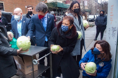 Governor Hochul Participates in Martin Luther King Day of Service Food Distribution at  the Trinity Lower East Side Lutheran Parish. New York City, NY (C) Bianca Otero