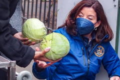 Governor Hochul Participates in Martin Luther King Day of Service Food Distribution at  the Trinity Lower East Side Lutheran Parish. New York City, NY (C) Bianca Otero