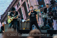 Carlos Santana and Rob Thomas reunited for the "We Love NYC Homecoming Concert" on the Great Lawn in Central Park.(Photo by Gabriele Holtermann)