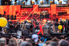 Earth, Wind & Fire play for the crowd attending the "We Love NYC Homecoming Concert" on the Great Lawn in Central Park.  (Photo by Gabriele Holtermann)