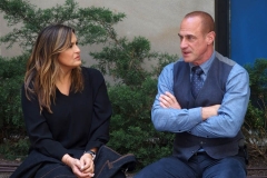New York-   Filming the Television show" Law and Order- Organized Crime" in  the financial District of Manhattan
Mariska Hargitay , Christopher Meloni