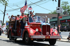 Memorial Day Parade
Monday, May 30, 2022
Staten Island, NY
Photographs by:
Mary DiBiase Blaich
It is Memorial Day, and the parade on Forest Avenue has returned in person. The previous two years it was a caravan of cars driving down Forest Avenue.
Today we saw bands, politicians including Mayor Eric Adams, and former Mayor Rudy Guiliani with his son Andrew.
Military organizations and active duty personnel joined the march.