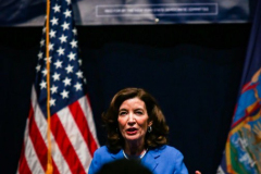 New York Governor Kathy Hochul speaks at the 2022 New York State Democratic Convention in the Sheraton Midtown. Closing the convention, Hochul spoke to attendees and the public about her intentions and efforts for reelection, securing her status in the governor’s race. Manhattan, New York. Thursday, February 17, 2022 (C) Bianca Otero