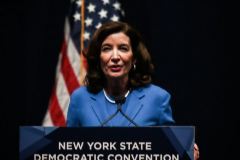 New York Governor Kathy Hochul speaks at the 2022 New York State Democratic Convention in the Sheraton Midtown. Closing the convention, Hochul spoke to attendees and the public about her intentions and efforts for reelection, securing her status in the governor’s race. Manhattan, New York. Thursday, February 17, 2022 (C) Bianca Otero