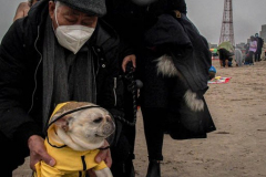 The Polar Bear Plunge commenced after a two year hiatus. An overcast and chilly day, spectators and participants took to the beach to keep on the ol’ tradition that kick starts many peoples’ year with a shock awakening of the senses. Brooklyn, NYC, NY. 01.01.22 (C) Bianca Otero
