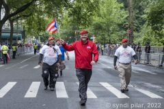 SPilarParade05