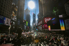 Ukranian supporters came together again  in Times Square, to speak in protest on their opposition of the Russian attack on Ukraine.
People from around the world took to the foghorns to speak their minds against the attack and to reinforce their solidarity together in support.
Times Square, Midtown, Manhattan, New York. Saturday, February 26, 2022. (C) Bianca Otero