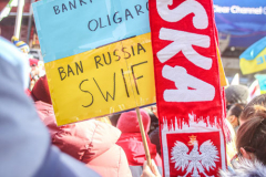 Ukranian supporters came together again  in Times Square, to speak in protest on their opposition of the Russian attack on Ukraine.
People from around the world took to the foghorns to speak their minds against the attack and to reinforce their solidarity together in support.
Times Square, Midtown, Manhattan, New York. Saturday, February 26, 2022. (C) Bianca Otero
