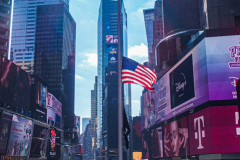 Ukranian supporters came together again  in Times Square, to speak in protest on their opposition of the Russian attack on Ukraine.
People from around the world took to the foghorns to speak their minds against the attack and to reinforce their solidarity together in support.
Times Square, Midtown, Manhattan, New York. Saturday, February 26, 2022. (C) Bianca Otero