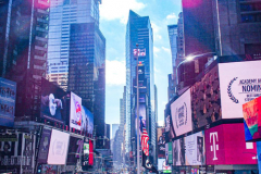 Ukranian supporters came together again  in Times Square, to speak in protest on their opposition of the Russian attack on Ukraine.
People from around the world took to the foghorns to speak their minds against the attack and to reinforce their solidarity together in support.
Times Square, Midtown, Manhattan, New York. Saturday, February 26, 2022. (C) Bianca Otero